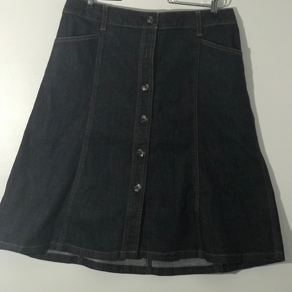 Ann Taylor denim skirt 🌺